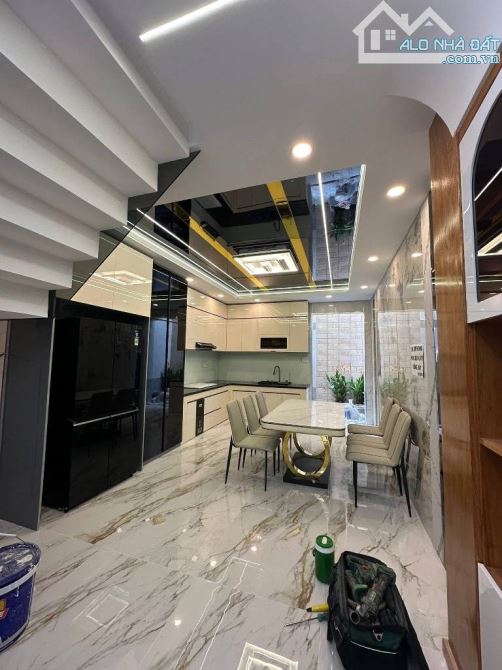BÁN NHÀ MẶT TIỀN GÒ XOÀI – (65m2) 5PN - NHÀ MỚI KENG – CÓ THANG MÁY 450kg– Chỉ : 8.5TỶ shr - 1