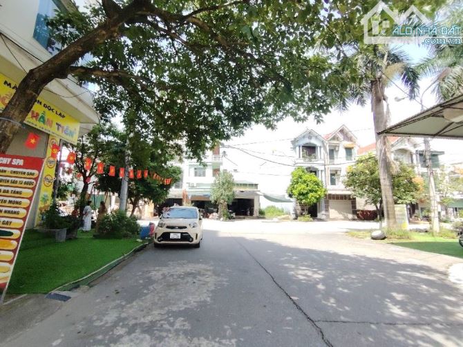 SIÊU PHẨM - LÔ GÓC - CỰC HIẾM - VỈA HÈ MÊNH MÔNG - MẶT PHỐ - KHU CHỢ TRUNG TÂM PHƯỜNG HỒ - - 1