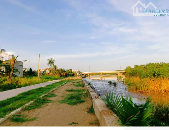 Bán đất xây biệt thự or nhà vườn - căn hộ dịch vụ - Đường 11m - Nhà Bè - 1