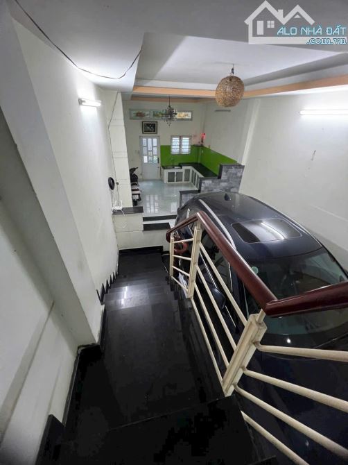 Nhà MTNB Đường Số 33, P.11, Quận 6 | 4 x 18 | Trệt 2 Lầu ST | 6PN 4WC | Giá 16tr - 1