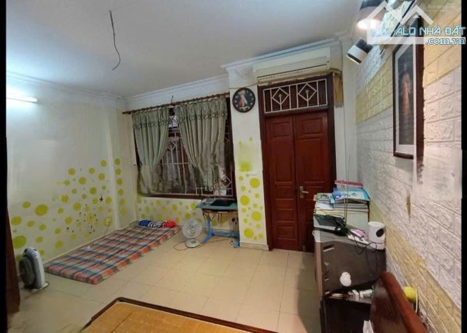 Cho thuê nhà ngõ 230 Mễ Trì Quận Nam Từ Liêm 35m x 6T giá 16 triệu, ô tô, kinh doanh - 1