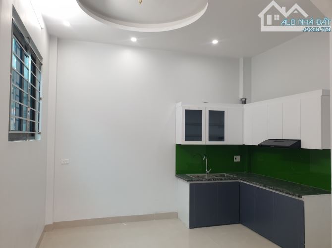 BÁN NHÀ ĐẸP 2.58 TỶ 3 TẦNG 48M2 NGÕ THẲNG RỘNG ĐƯỜNG KÊNH - 1