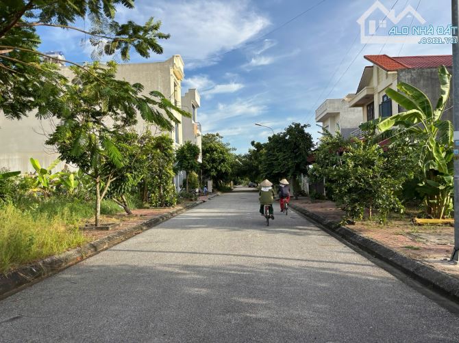 Bán đất TĐC Tràng Cát tặng nhà cấp 4 đầy đủ thiết bị, diện tích 60m2 giá chỉ 2 Tỷ880tr. - 1