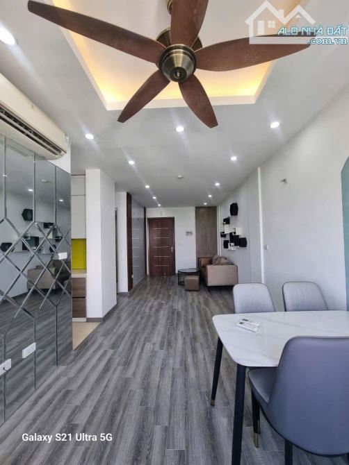 Bán căn 2PN, 57 m² tại Hưng Thịnh, tầng trung, ban công Đông Nam,giá hơn 2 tỷ - 1