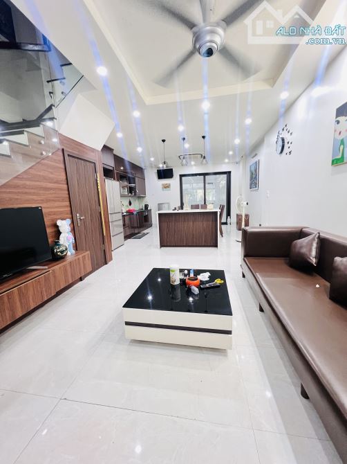 Bán LK KĐT Tân Tây Đô: 95m 4T, vỉa hè oto tránh, KD, ở sướng chỉ 19.x tỷ - 1