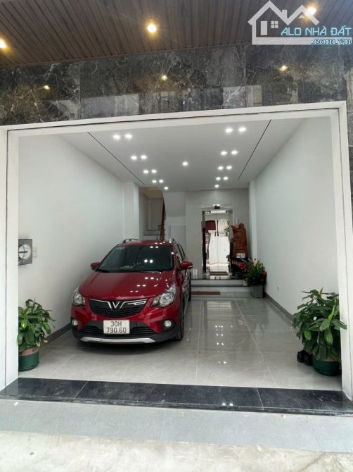 BÁN NHÀ 7 TẦNG THANG MÁY - 37m2 ,13,6 tỷ – KHU VIP NGUYỄN VĂN CỪ – LONG BIÊN  Long Biên 🔹 - 1
