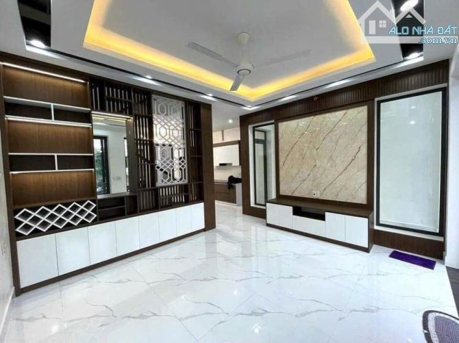 Biệt thự mini đẹp lung linh, gần ngay chợ Thạnh Phú, đường 6m thông, chỉ 2,3 tỷ - 1