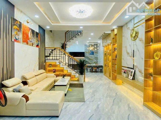 Bán căn Yên Thế, P. 2, Tân Bình. DT 42m2. Xây 1 trệt 2 lầu, sổ hồng riêng, gần sân bay - 1