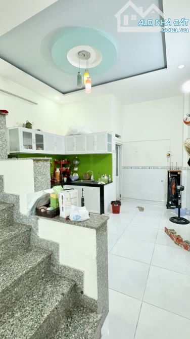 Bán nhà đẹp DT( 4x11)x2 tầng, hồ văn long,bhhb, bình tân, hẻm 5m, shr giá chỉ 3.xx tỷ tl - 1
