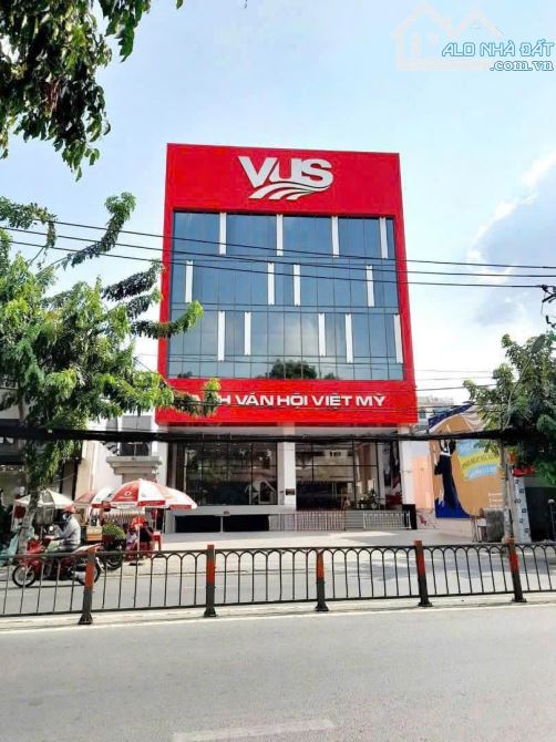 GẤP bán nhà hẻm 102 Lê Văn Thọ  ngang 7m 126m2 4 tầng có gara gần chợ đêm HTT chỉ 17.5 tỷ - 1