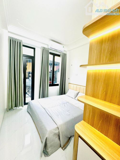 CHỈ 6.7 TỶ CÓ NGAY NHÀ ĐẸP KHƯƠNG TRUNG 30M2 FULL NỘI THẤT, GẦN HỒ GẦN Ô TÔ ĐỖ - 1