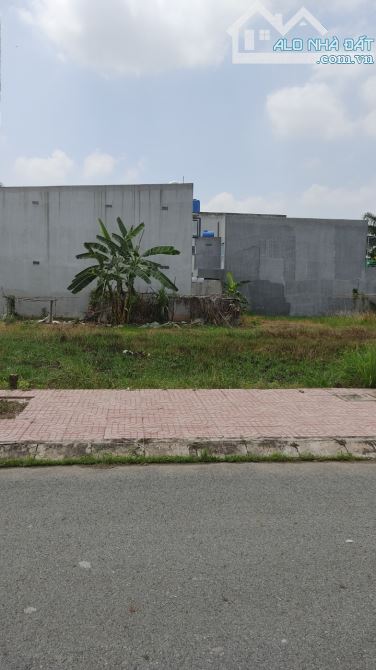 Bán đất đường nhựa thuộc KDC Cát Tường Phú Thanh, 4x20 (80m2), giá 999 triệu/ nền - 1