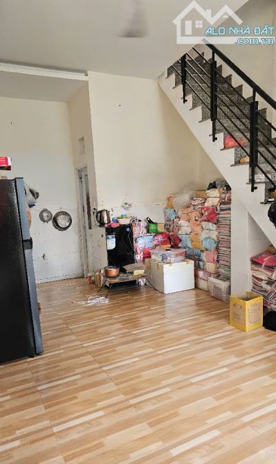 Bán nhà 2 tầng 81m² (9x9), Đường 26/3, ngay Hương Lộ 3, Aeon Tân Phú, chỉ hơn 4 tỷ - 1