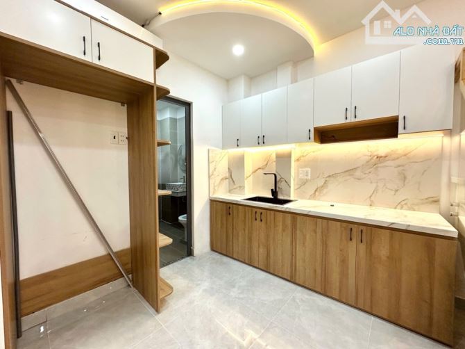 Bán nhà căn góc Bùi Hữu Nghĩa BTH, full nội thất đẹp lung linh, mặt tiền khủng, nhích 4 tỷ - 1