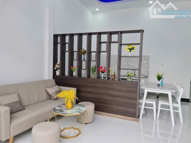 Cần tiền bán gấp căn nhà Đ.Trần Tử Bình - củ chi - sổ riêng - 150m2. Giá 905 Triệu - 1