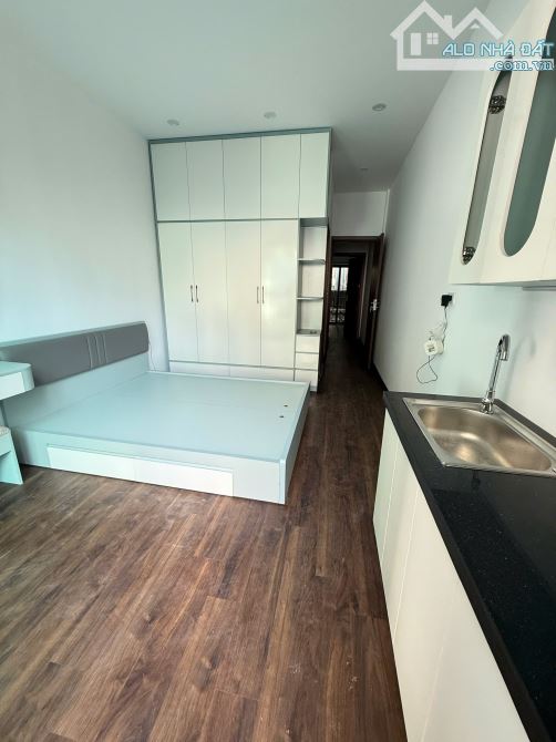 Bán nhà Khâm Thiên, chỉ 20m ra mặt phố, 50m2 5 tầng, thang máy, vừa ở vừa kinh doanh dòng - 1