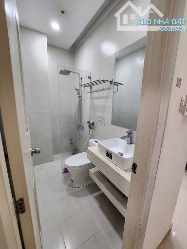 Phòng cho thuê Quận 4, gần trung tâm Quận 1 – giá chỉ 4.8 triệu/tháng - 1
