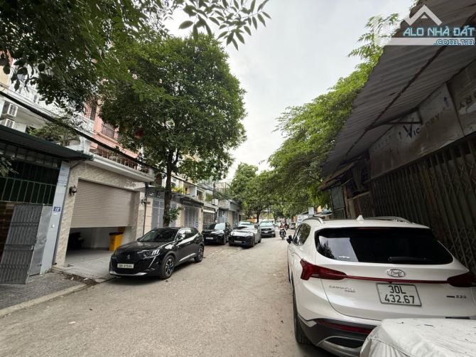 Phân lô Trung Kính kinh doanh tòa Văn Phòn 90m 5 tầng Mt4m giá 36.3 tỷ - 1