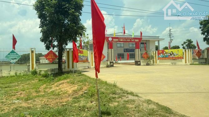 Lô góc 3 mặt tiền thôn 2 Phú Cát cách chợ 100m,UBND xã Phú cát 800m-  CNC- Ga Metro 5 - 1