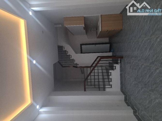 BÁN GẤP 5 TẦNG BÁT KHỐI - FULL NỘI THẤT CƠ BẢN,O TO ĐỖ CỬA - GIÁ 6,8 Tỷ TL mạnh - 1