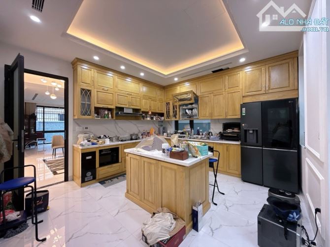 Bán nhà Nguyễn Ngọc Vũ  biệt thự giữa lòng Cầu Giấy, 138m², 45.5 - 1