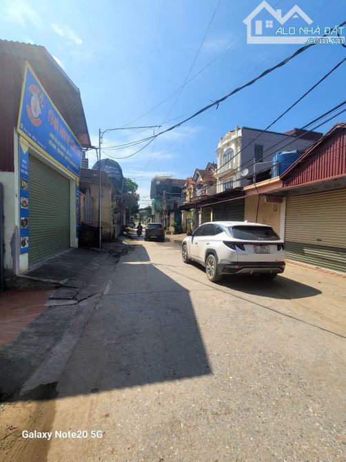 Bán đất tặng nhà 3.5 tầng full nội thất tại khu đấu giá Phú Trạch – Mễ Sở – Văn Giang - 1