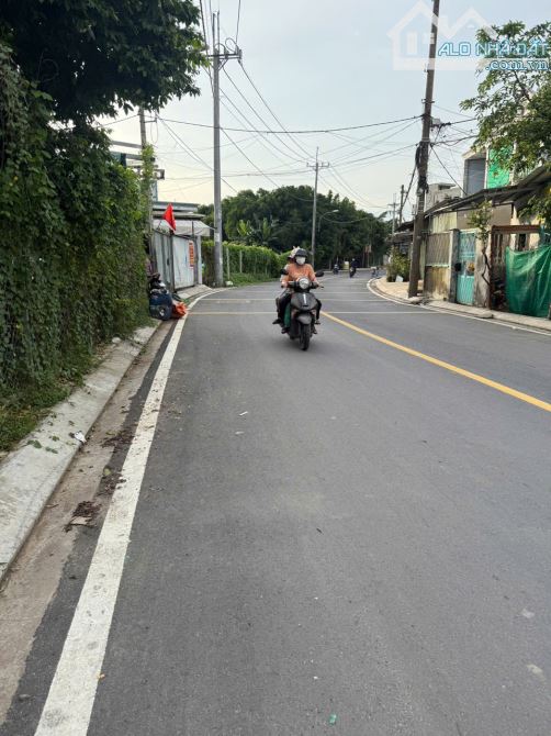 BÁN ĐẤT MẶT TIỀN LÊ THỊ LƠ HÓC MÔN 1551M2 - 1