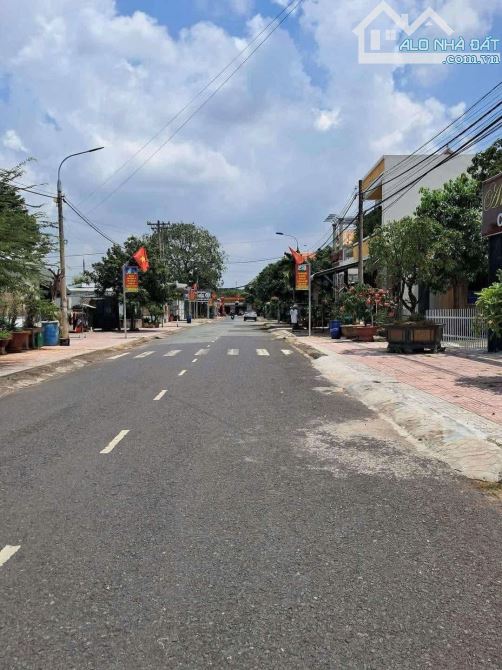 KDC PHƯỚC THÁI NGAY SÂN BAY QUỐC TẾ LONG THÀNH, BÁN GẤP 104m2-GIÁ CẮT LỔ 30%, 1tỷ990 - 1