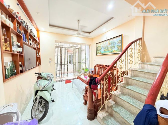 GIẢNG VÕ - VŨ THẠNH - 51M2 - 4 TẦNG - MT 3.8M - 2 THOÁNG - 4 NGỦ - DÂN XÂY - CHỈ HƠN 12 TỶ - 1