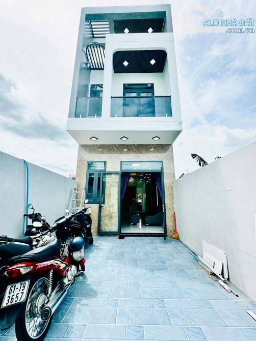Nhà Khu 8 Phú Hòa  4x20, thổ cư 70m²  1 trệt 1 lầu, gồm phòng khách, bếp, 3PN, - 1