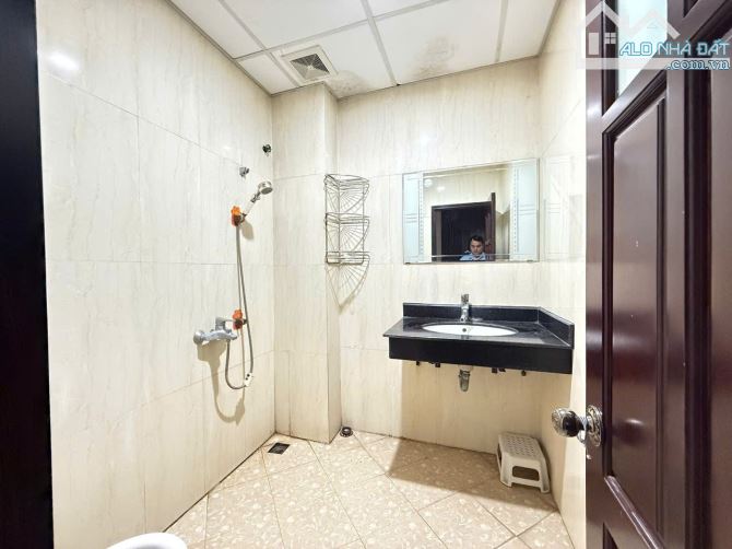 THÁI THỊNH - ĐỐNG ĐA - LÔ GÓC - Ô TÔ VÀO NHÀ -  4 TẦNG - 4 NGỦ - CHỈ HƠN 14 TỶ - 1