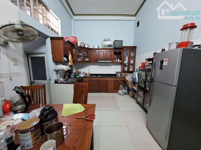 BTT Q2- SÁT LÊ VĂN THỊNH-NHÀ 3 TẦNG HOÀN CÔNG -73M2- 7 TỶ - 1