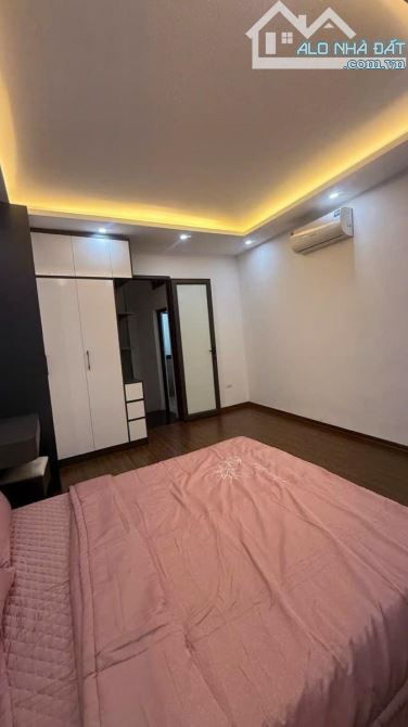 Bán nhà 30m2 đẹp long lanh Phố Phú Thượng 5 tầng mt4m - 1