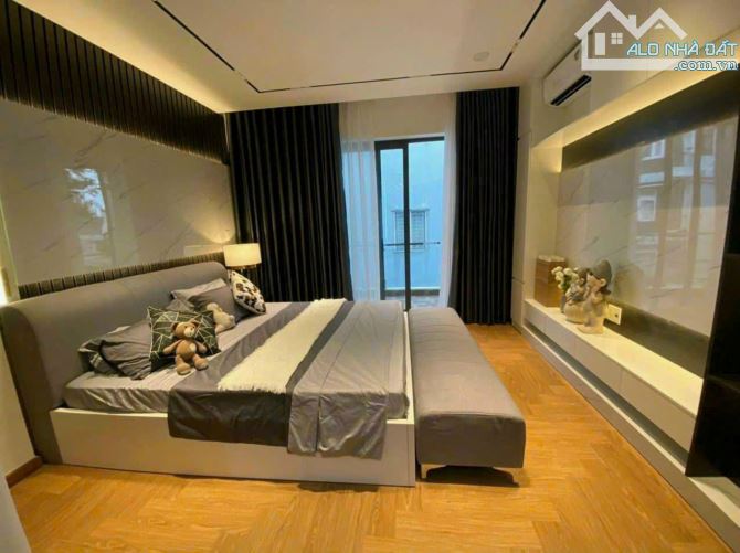 HẠ 500TR BÁN NHÀ NƠ TRANG LONG P12 HẺM XE HƠI 7 CHỖ NÉ NHAU (4.5X17) 4 TẦNG CHỈ 11.9 TỶ TL - 1