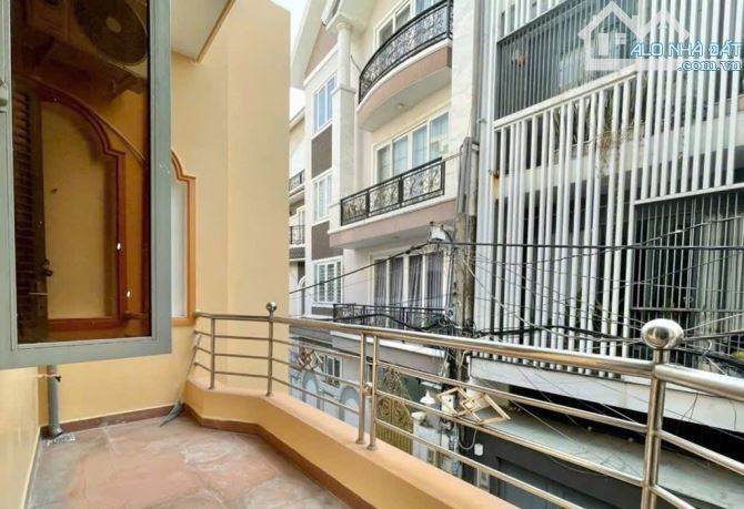 NHÀ BÀU CÁT ĐẸP 2 TẦNG - HẺM XE HƠI - AN NINH - CHỈ 14.5 TỶ - 1