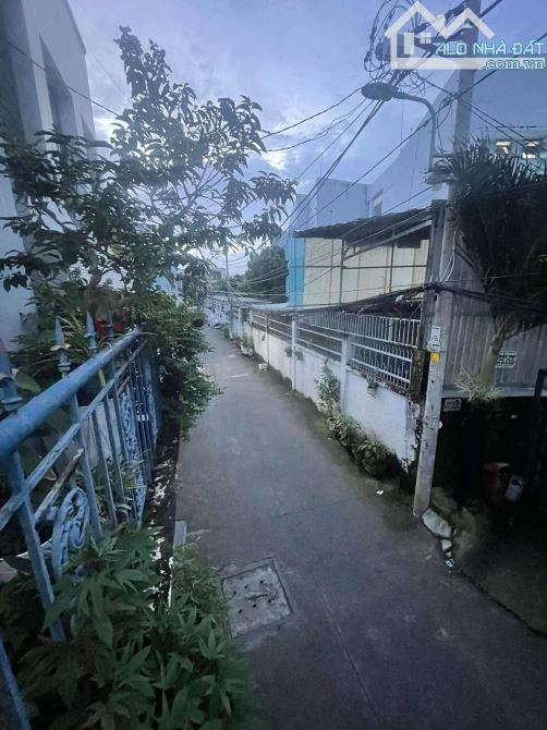 Bán nhà ngang 10m cực hiếm – hẻm xe hơi 6m p.7, q.8 – tách đôi 2 căn được - 1