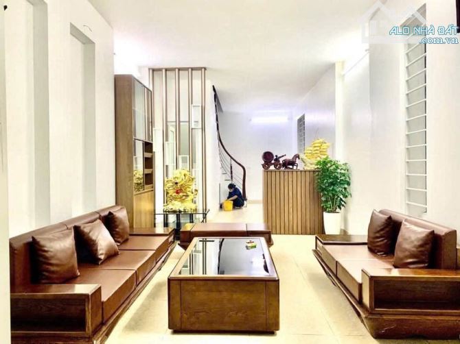 GIẢM CHÀO 500 triệu. chỉ còn 9 tỷ. Đình Thôn - Mỹ Đình. 41m2 x 4 Tầng. Cách phố 100 mét - 1