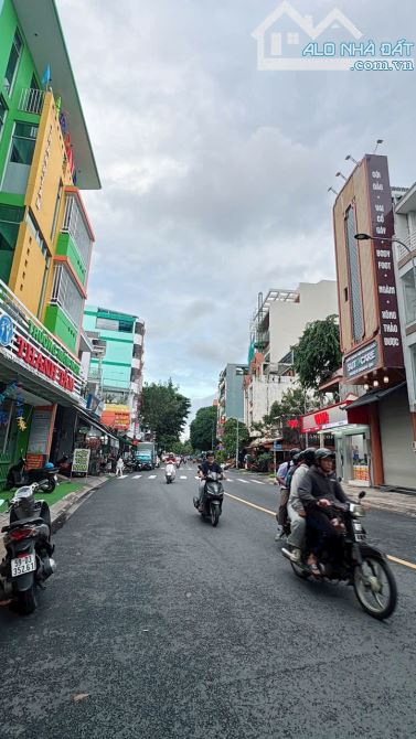 🌈 NHÀ 3,5LẦU MT ĐƯỜNG TRẦN HƯNG ĐẠO , PTT , QUẬN TÂN PHÚ - 1