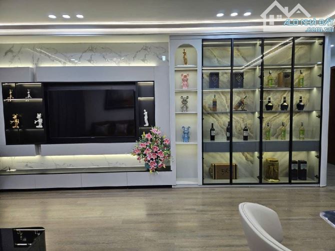 Căn hộ cao cấp FLC 265 Cầu Giấy - 116m2 - 3N2VS -Tầng cao - Sổ đỏ chính chủ - 1