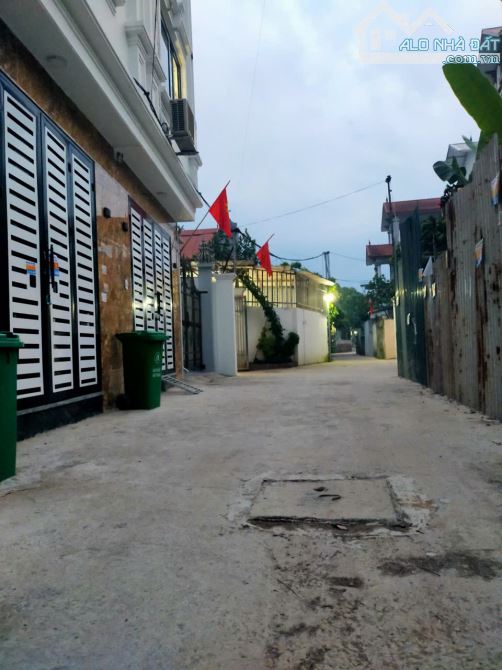 Cần bán nhà 4 tầng Phượng Đồng, Phụng Châu. Giá 3.35 tỷ. - 1