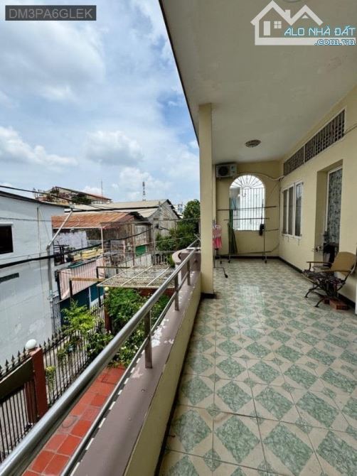 ++ NHÀ CHỦ 1 ĐỜI NGAY VÒNG XOAY PHÚ LÂM P 12 Q6 - HẺM XE TẢI THÔNG - 206M2 - 12X 19 - 1