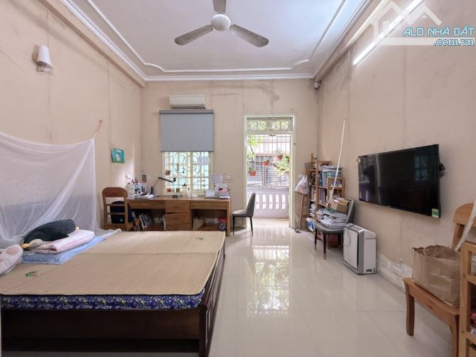 Bán nhà Hoàng Quốc Việt, Cầu Giấy 60m, 4 tầng, 21.5 tỷ - phân lô, ngõ thông, ô tô - 1