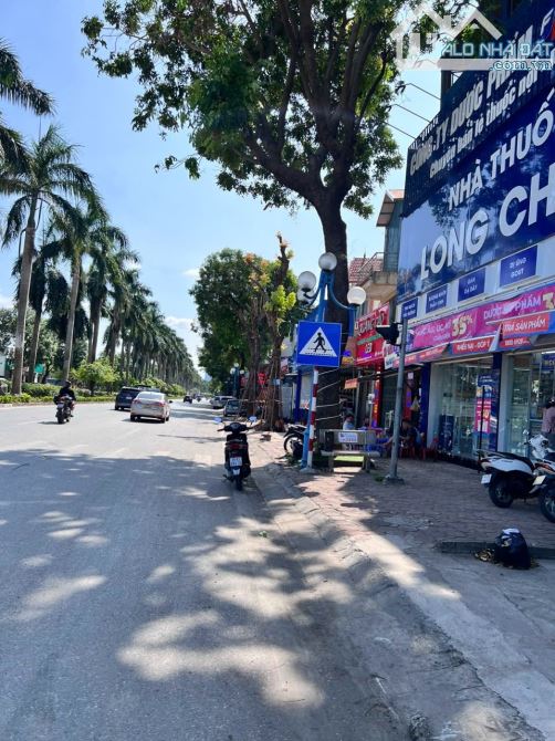 BÁN NHÀ ĐÔNG DƯ GIA LÂM-XÂY MỚI CỨNG 5 TẦNG-THANG MÁY-Ô TÔ ĐỖ CỬA-7,6 TỶ - 1