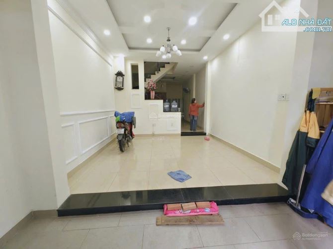 Bán gấp nhà 3 tầng Linh Trung, hẻm xe hơi, SHR, giá chỉ 7 tỷ - 1
