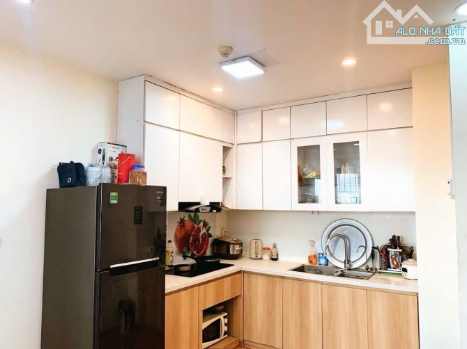 Bán chung cư Eurowindow 27 Trần Duy Hưng - Cầu Giấy, 96m2 2 phòng ngủ 2 WC sổ đỏ - 1