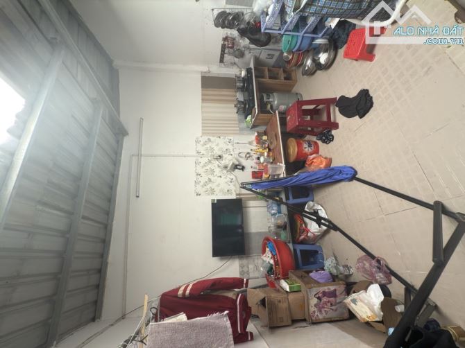 MẶT TIỀN KINH DOANH - NGUYỄN XÍ -  NHÀ CẤP 4 GIÁ TRỊ TIỀM NĂNG - CHỈ HƠN 200 TRIỆU/MV. - 1
