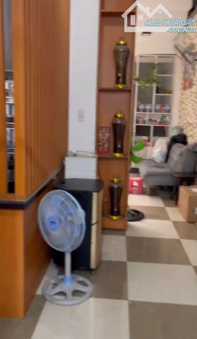 SIÊU PHẨM NHÀ MT 3 TẦNG SÁT HUỲNH NGỌC HUỆ_KD ĐỈNH_100 M2_CHỈ 7,8 TỶ - 1
