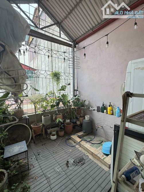 Cho thuê nhà nguyên căn ngõ 203 Kim Ngưu, Thanh Lương, Hai Bà Trưng. DT 30m x 4 tầng, giá - 1