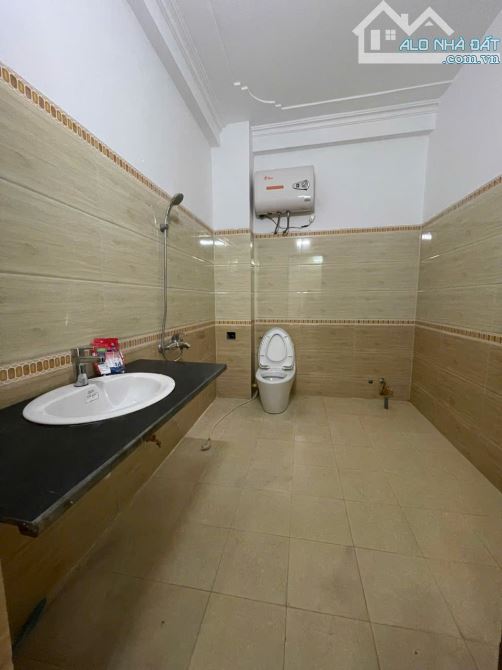 CHÍNH CHỦ BÁN NHÀ MẶT PHỐ HÀNG THAO, 4 TẦNG 175M2 - 12