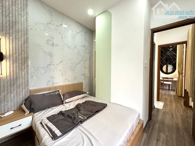 🟢NHÀ ĐẸP - CHỈ: 4.45 TỶ - GIÁP Q1 - 26M2 - DTSD: 52M2 - 2 TẦNG- (8M ❌ 3M) - 2 PN - 13